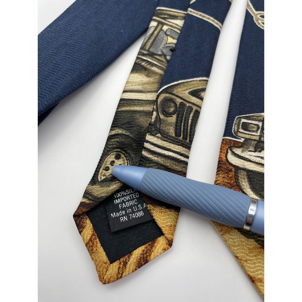 Jeep Mens Silk Tie Navy Blue Camp Jeep Wrangler Off-Road Adventure Novelty USA - Picture 3 of 4